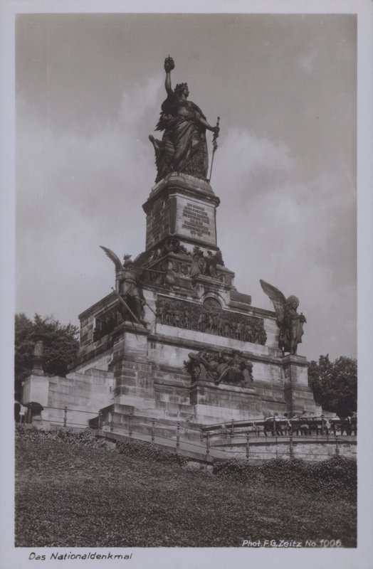 Nationaldenkmal, Saksan yhdistymisen muistomerkki, Rudesheim am Rhein, Hessen (m/v kuva) tekijältä Photographer German
