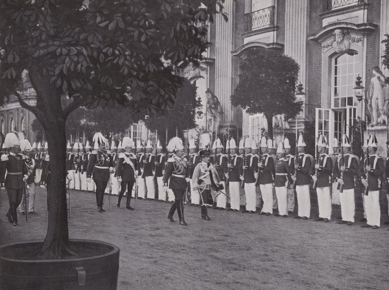 Potsdam, keisarin prinssin vastaanotto uudessa palatsissa (m/v kuva) tekijältä Photographer German