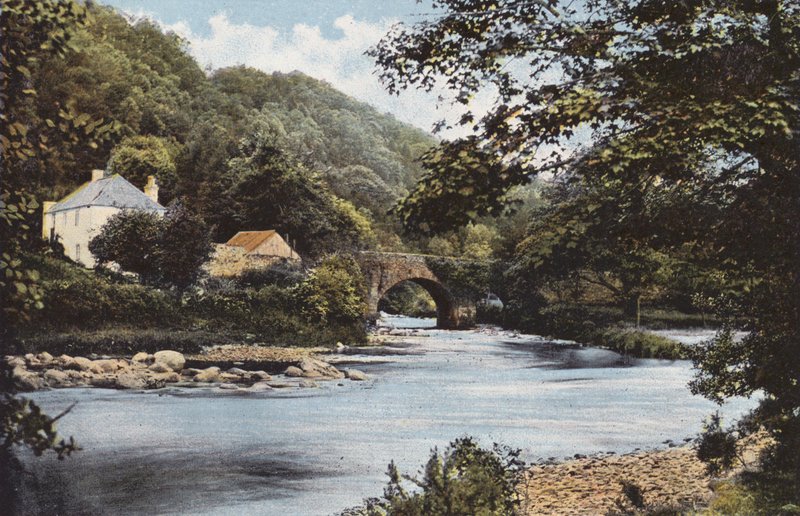 Irlanti: The Meeting of the Waters, In the Vale of Avoca, County Wicklow (värillinen kuva) tekijältä Photographer Irish