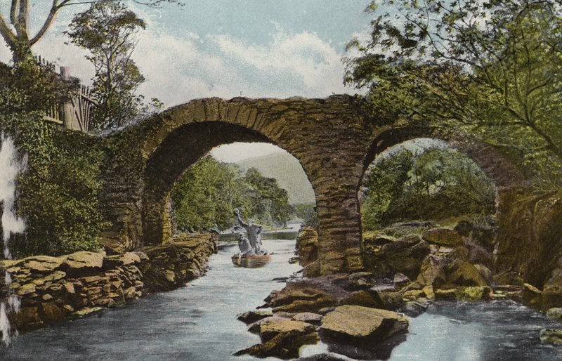 Etelä-Irlanti: Old Weir Bridge (Shooting the Rapids), Killarney (värillinen kuva) tekijältä Photographer Irish