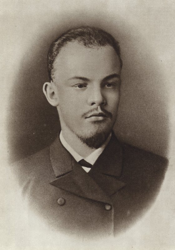 Lenin yliopisto-opiskelijana, Samara, 1890 tekijältä Russian Photographer