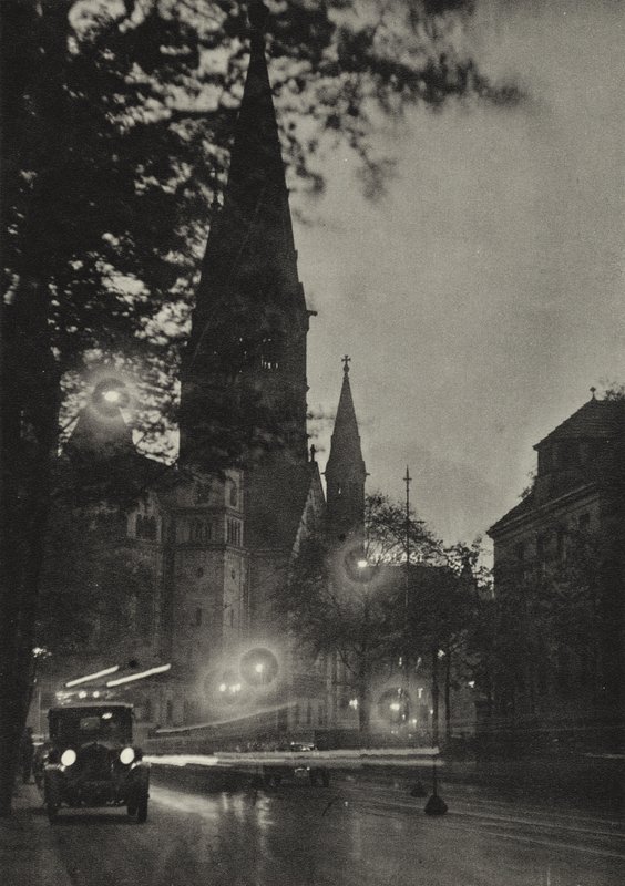 Berliini: Kaiser Wilhelm-Gedachtniskirche; Keisari Williamin muistokirkko (m/w kuva) tekijältä Sasha Stone