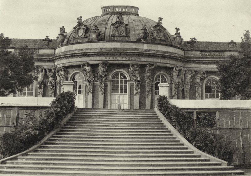 Potsdam, Schloss Sanssouci; Sanssoucin palatsi (m/w kuva) tekijältä Sasha Stone