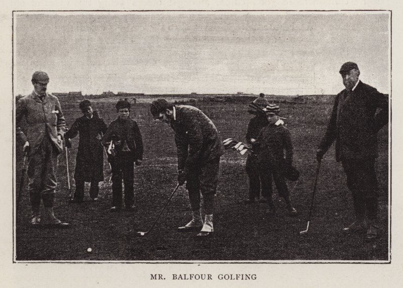 Brittikonservatiivipoliitikko Arthur Balfour pelaa golfia (m/v kuva) tekijältä Scottish Photographer