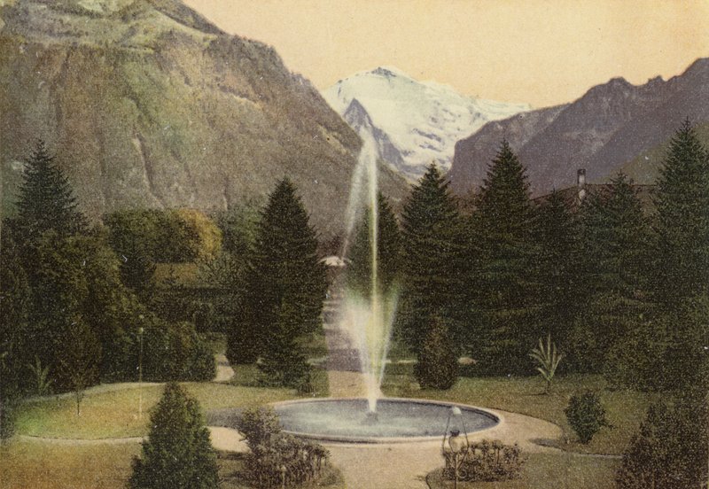 Berner Oberland: Interlaken, Kurgarten (värillinen kuva) tekijältä Swiss Photographer