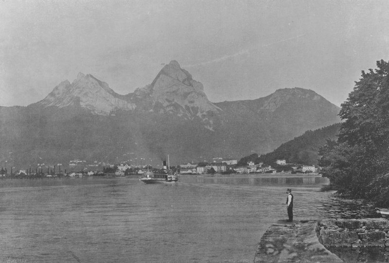 Brunnen and the Mythen, Lac des IV Cantons (m/w kuva) tekijältä Swiss Photographer