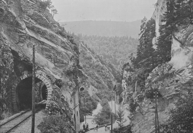 Moutier Gorge (m/w kuva) tekijältä Swiss Photographer