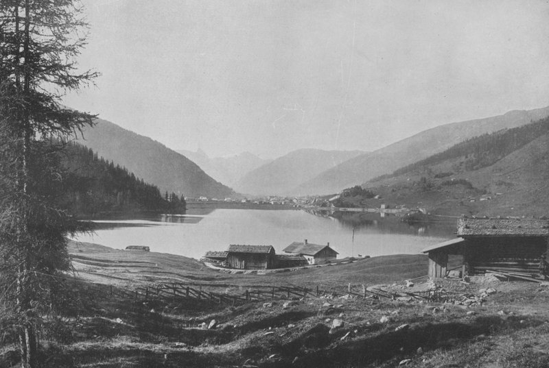 Lake Davos (m/v kuva) tekijältä Swiss Photographer