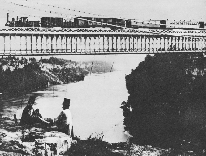 Ensimmäinen rautatiesilta Niagaran yli (b/w kuva) tekijältä William England