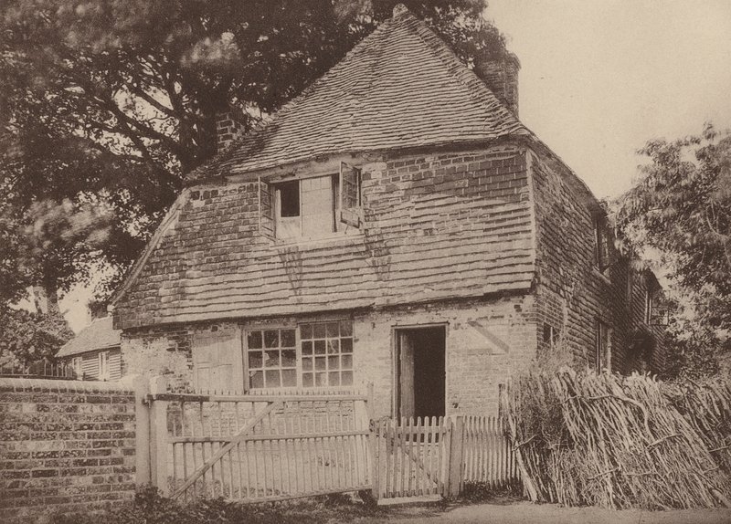 Mökki kirkkomaapihan kulmassa, Hellingley, Sussex (s/w valokuva) tekijältä William Galsworthy Davie