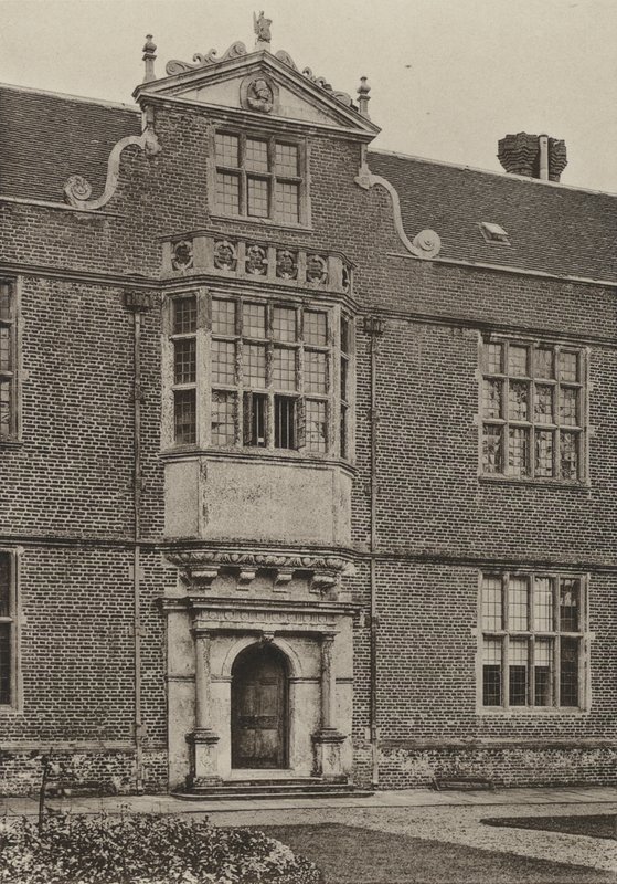 Doorway, Entrance Bay, South Wing, Cobham Hall (m/w kuva) tekijältä William Galsworthy Davie