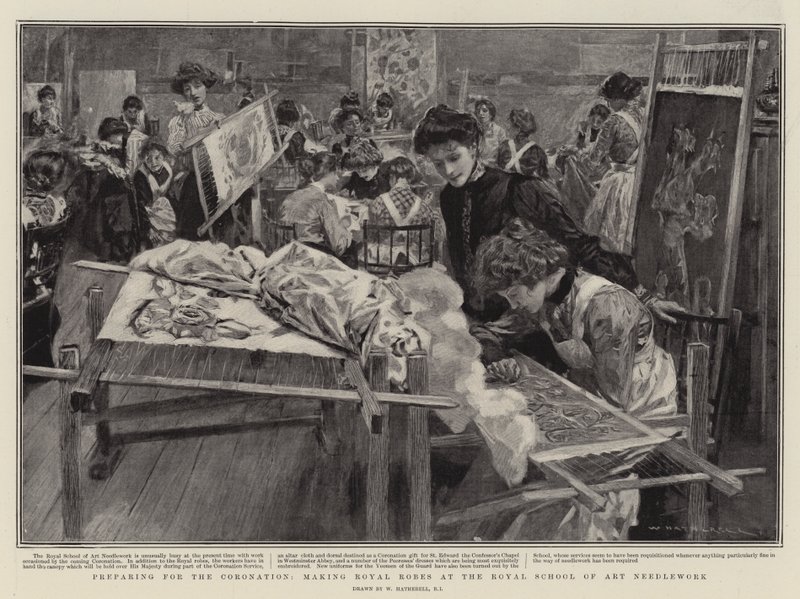 Valmistautuminen kruunajaisiin, kuninkaallisten kaapujen valmistus Royal School of Art Käsityössä tekijältä William Hatherell