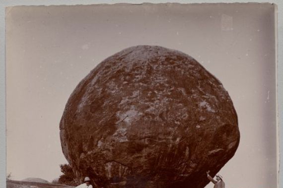 Unidentified Photographer