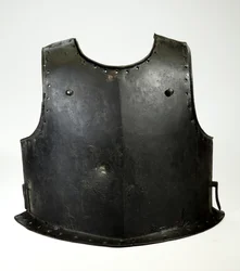 Rintalevy Harquebusierille, n. 1625-50 (rauta ja musta maali)