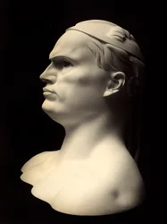 Benito Mussolinin muotokuvaa esittävä rintakuva