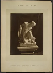 [Julienin teos ”Kuoleva gladiaattori”, Louvren museo]