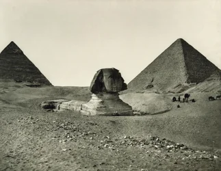 Sfinksi ja pyramidit