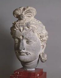 Bodhisattvan pää, kreikkalais-buddhalainen tyyli, Bunerista, 2. vuosisadalla (liuske)