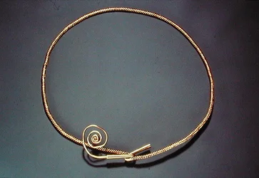 Torc, Tarasta, Meathin kreivikunnasta, keskipronssikaudelta