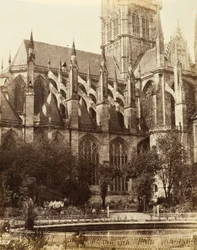 St. Oven, Rouen. 1856 (albumin hopeaprintti)