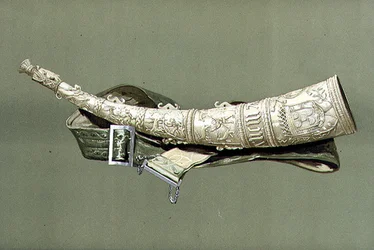 Olifantti, luultavasti vuodelta 1544, "Musiikki-instrumenteista" (värillinen lito)