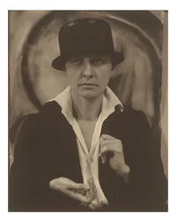 Georgia O’Keeffe: Muotokuva