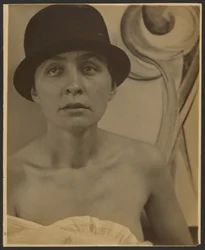 Georgia O’Keeffe: Muotokuva