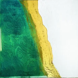 Emerald Gold Flow