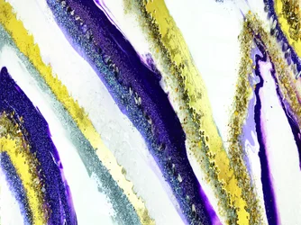 Violetti kultainen kimallusvirta