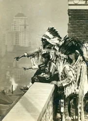 Blackfoot-intiaanit McAlpin-hotellin katolla, kieltäytyivät nukkumasta huoneissaan, New York City