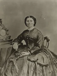 Clara Barton, n. 1865 (m/w valokuva)