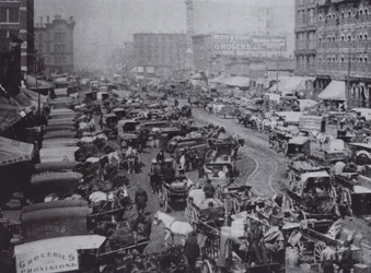 Haymarket Square täynnä hevoskärryjä, Chicago