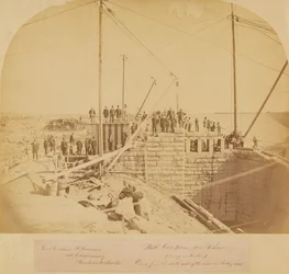 South Gate House of the New Reservoir, Central Park, rakentamisen aikana (albumiprintti)