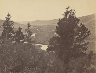 Lautanen 14. Great Laramien laakso vuorilta,1869 (kuva).