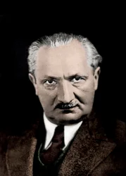 Martin Heideggerin (1889-1976), saksalaisen filosofin muotokuva.