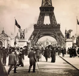 Vuoden 1900 maailmannäyttely - Universelle de 1900 -näyttely Pariisissa: Näkymä Champs de Marsista - yksityinen kokoelma