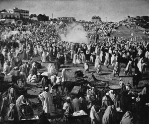 Ruutileikki jalkaan, c1900, 1903