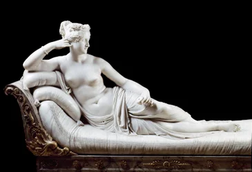 Pauline Bonaparte, prinsessa Borghese (1780 - 1825) Napoleon I:n sisar, jota edusti Antonio Canovan (1757-1822) Victorious Venus -marmoriveistossa 1804-1808 Rooma, Galleria Borghese