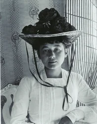 Harriet Bosse, Furusund 1904 (m/v kuva)