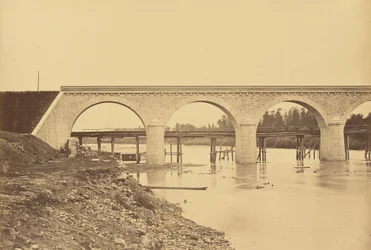 Loiren ylittävä viadukti Andrezieux