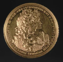 Philipp Heinrichin medaljonki, jossa on muotokuvia Pyhän Rooman keisareista Leopold I:stä (1640-1705) ja Joseph I:stä (1678-1711), 1692 (kulta)