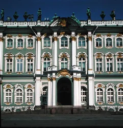 Eremitaasin julkisivu, 1753-62 (yksityiskohta)