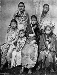 Sotilaiden vaimot ja 44. gurkhan lapset, 1896