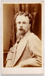 John Atkinson Grimshawin käyntikortti (valkoinen kuva)