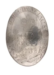 Olkavyön levy, 73. (Highland) jalkarykmentti, n. 1788 (olkavyölevy)