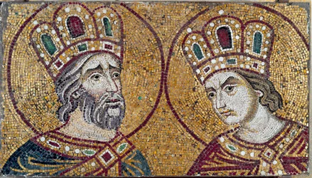 Rooman keisari Konstantinus I äitinsä, pyhän Helenan, kanssa (mosaiikin yksityiskohta)