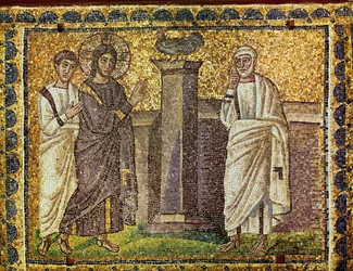Pietarin kieltäminen, Jeesus ja apostoli, kukko pylväässä, 6. vuosisata (mosaiikki).