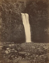 Multnomahin putoukset, Columbia-joen alajuoksu,1867 (kuva)