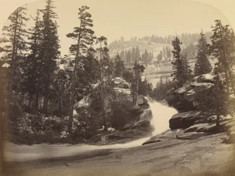 Vesiputous - Nevada Fall - 700 jalkaa, Yosemite