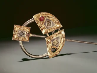 Rengaskoru, Ardagh Hoard, Reerasta, Limerickin kreivikunta, viikinkiaika (hopeakullattu)